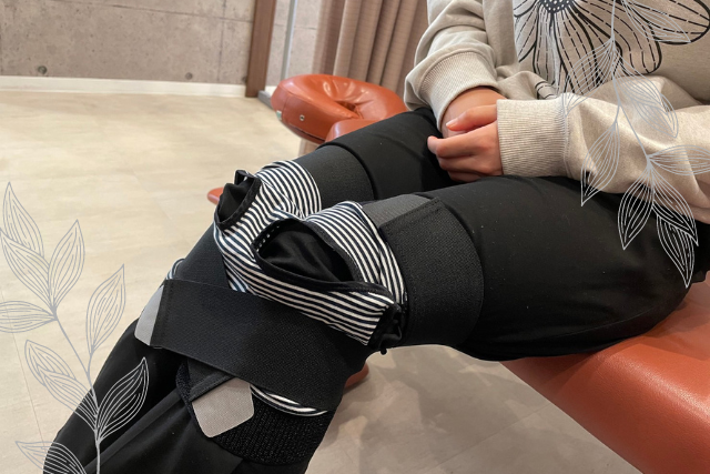 O脚・X脚を放置すると、年齢を重ねて筋力が低下した際、足の関節に負担がかかり将来的に・変形性膝関節症・変形性股関節症になりやす可能性があります。