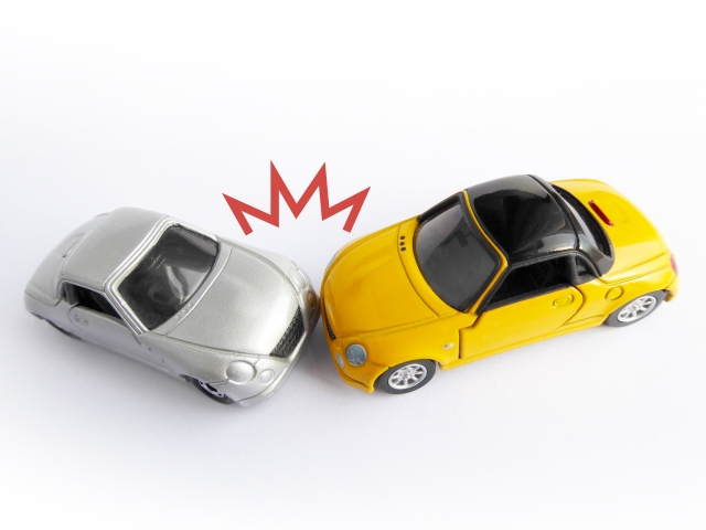 大阪府堺市東区日置荘西町1−27−11にある「Ohana接骨院 鍼灸院」では交通事故による自賠責保険にも対応しています